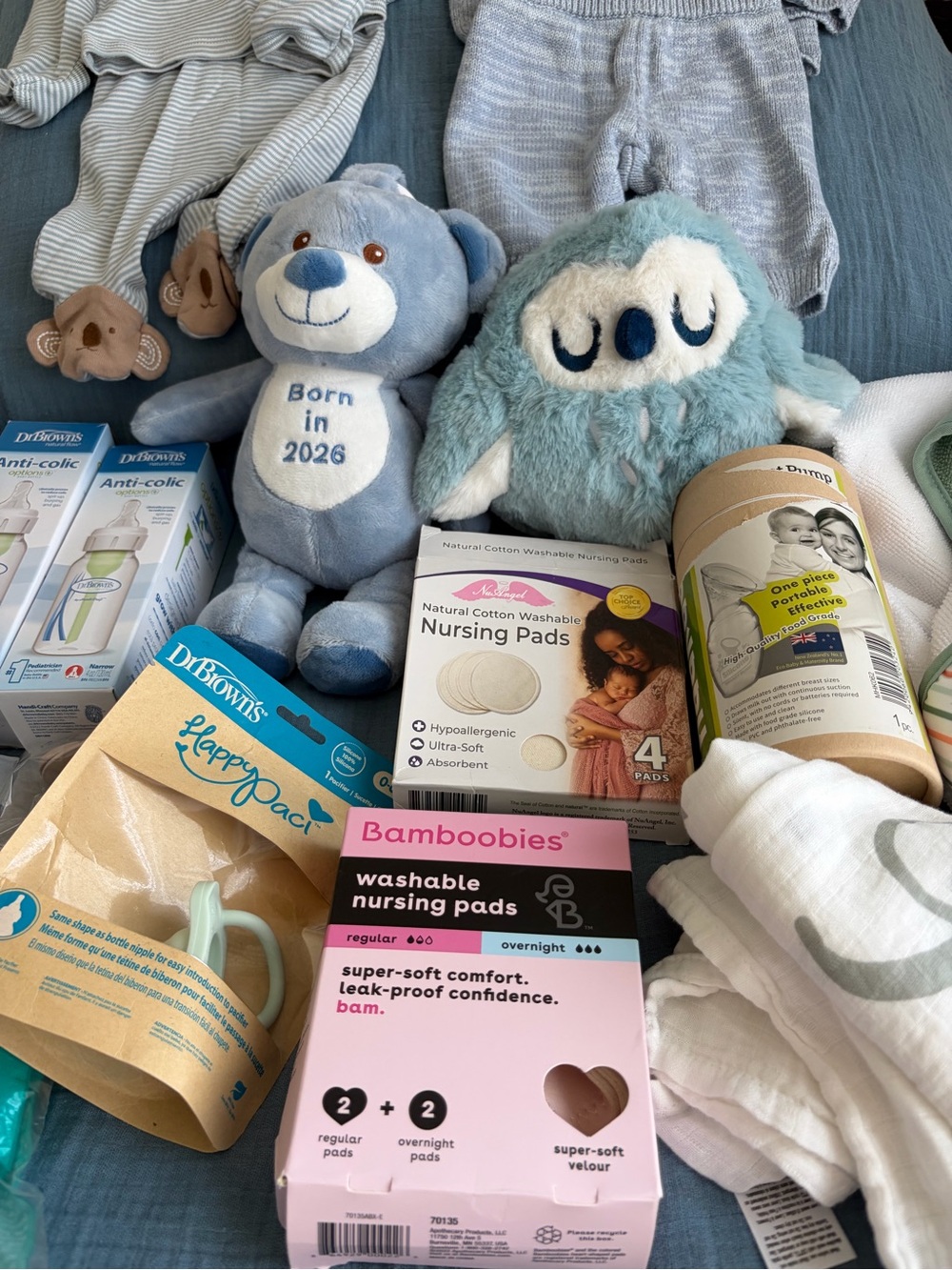 Baby essentials bundle - Picture 12 of 17